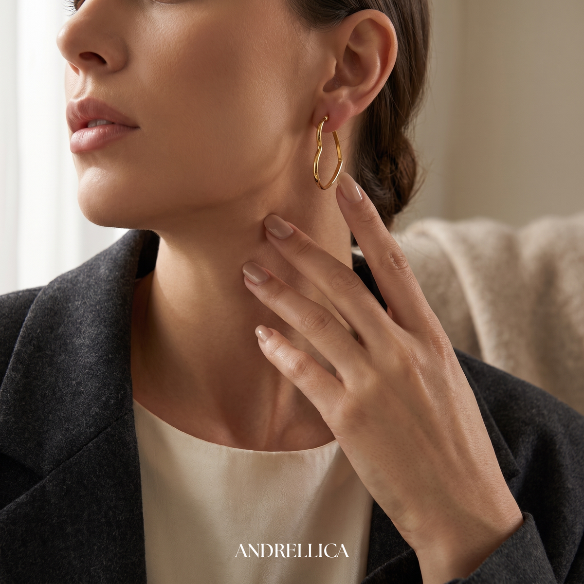 Heart Earrings Gold