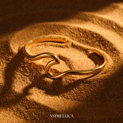 Wave Cuff Gold