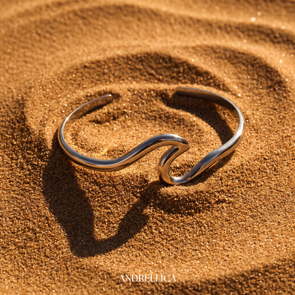 Wave Cuff White Gold