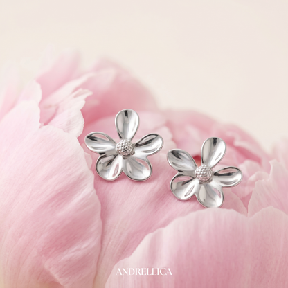 WhiteGold Flower